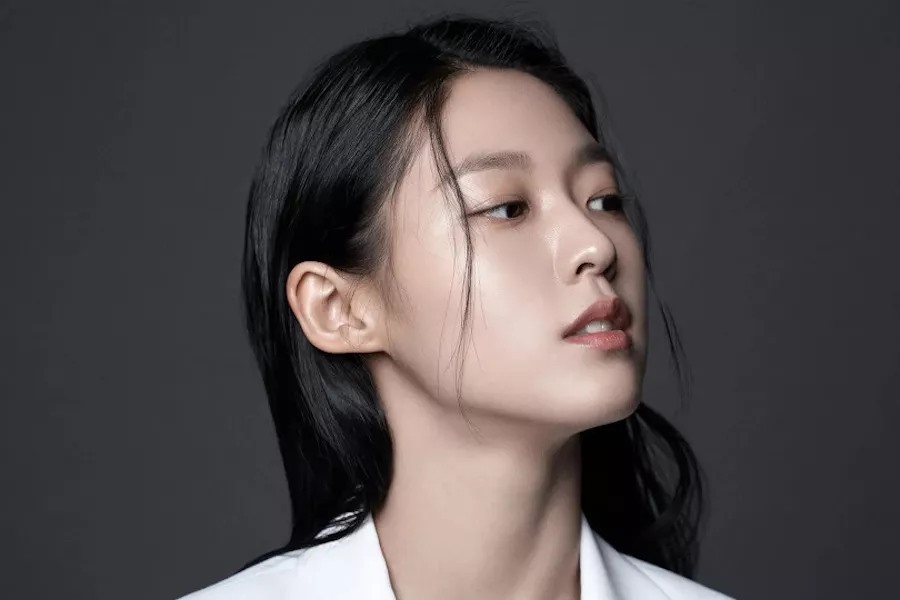 Seolhyun - AOA về chung công ty với Jun Ji Hyun